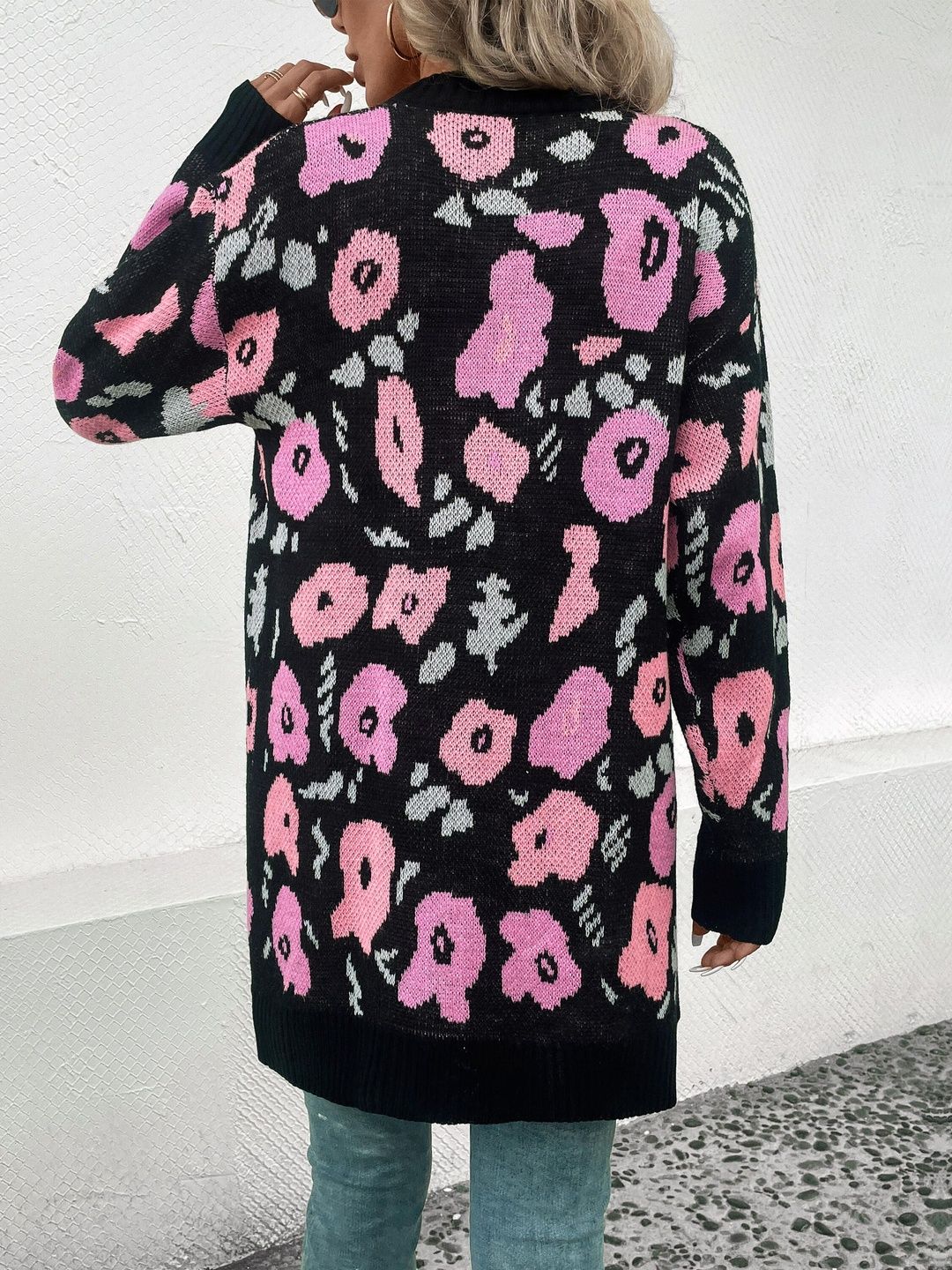 Women's Black Floral Printed Cardigan Blend Regular Fit