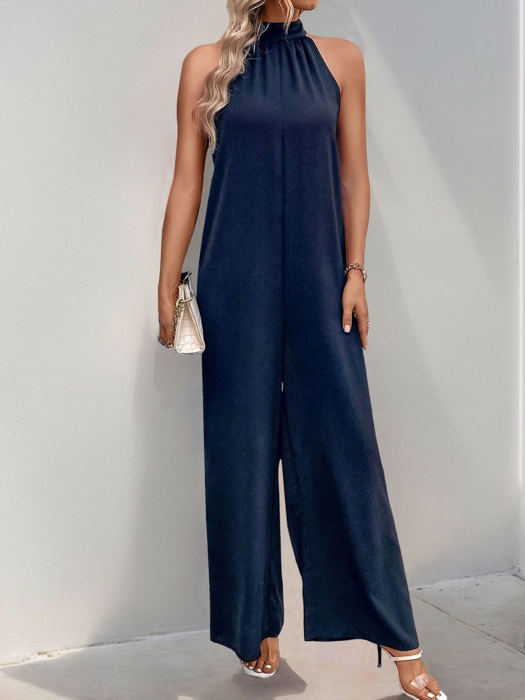 Halter Neck Basic Jumpsuit with Applique
