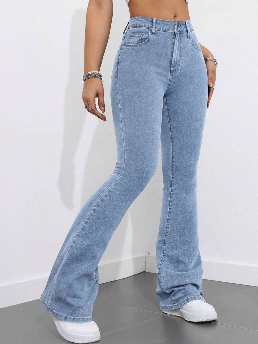 Women Bootcut High-Rise Light Fade Stretchable Jeans