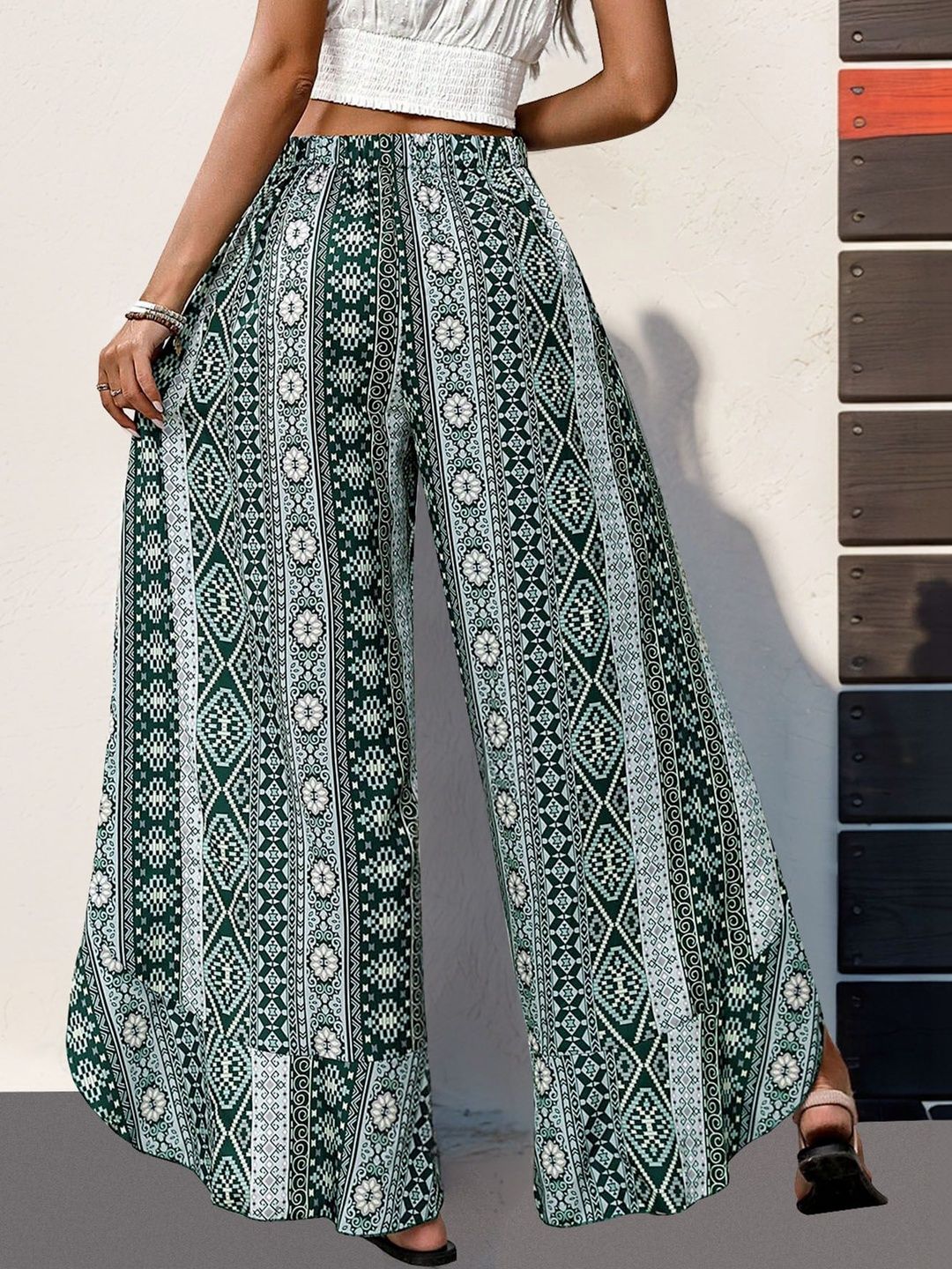 Women Ethnic Motifs Printed Non Iron Trousers