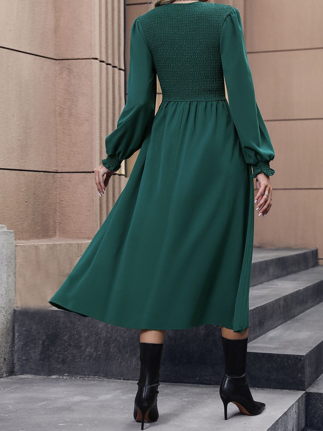Women's Green Puff Sleeve A-Line Midi Dress Blend Printed