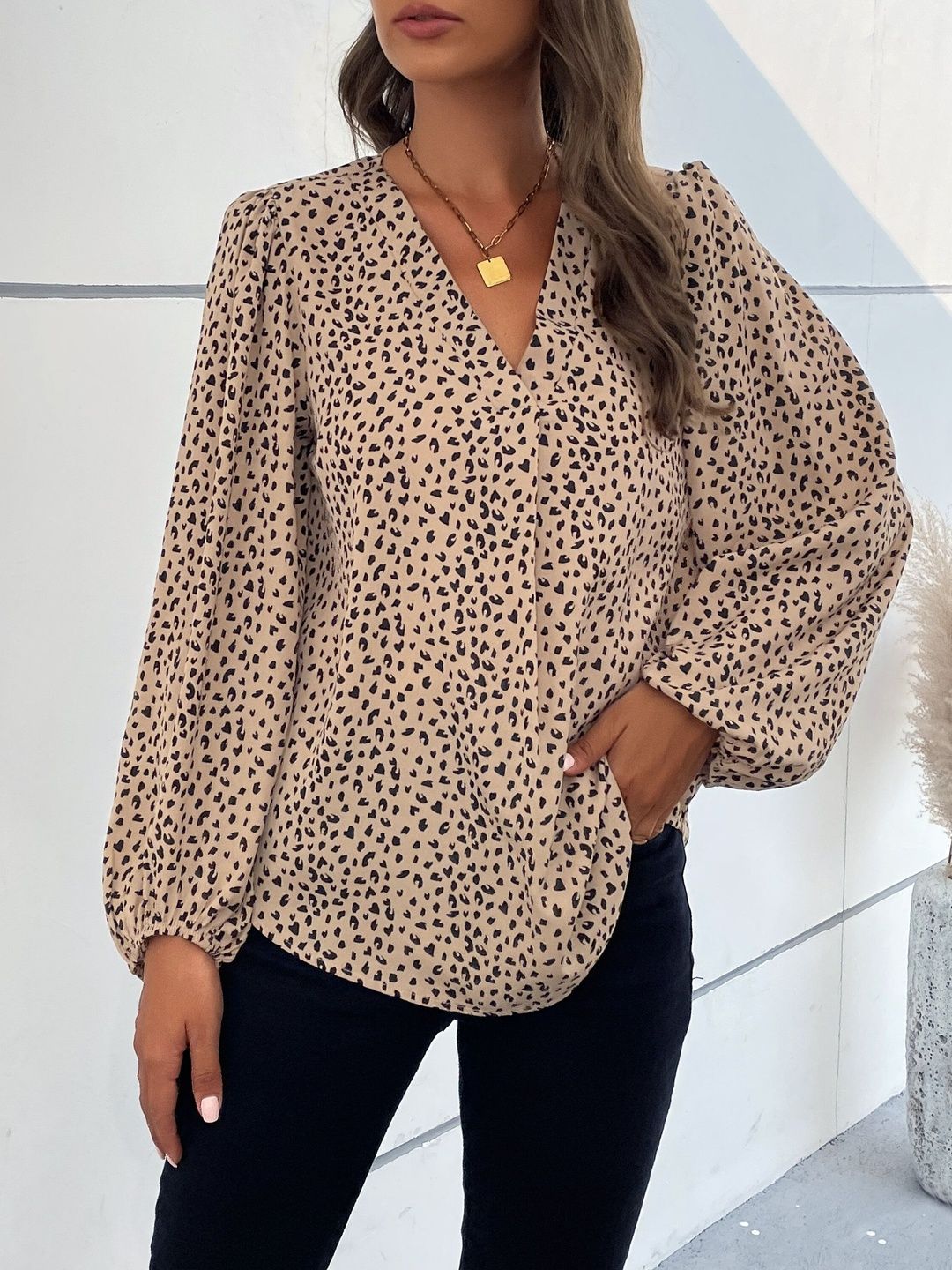 Women's Beige Animal Print Puff Sleeve Top