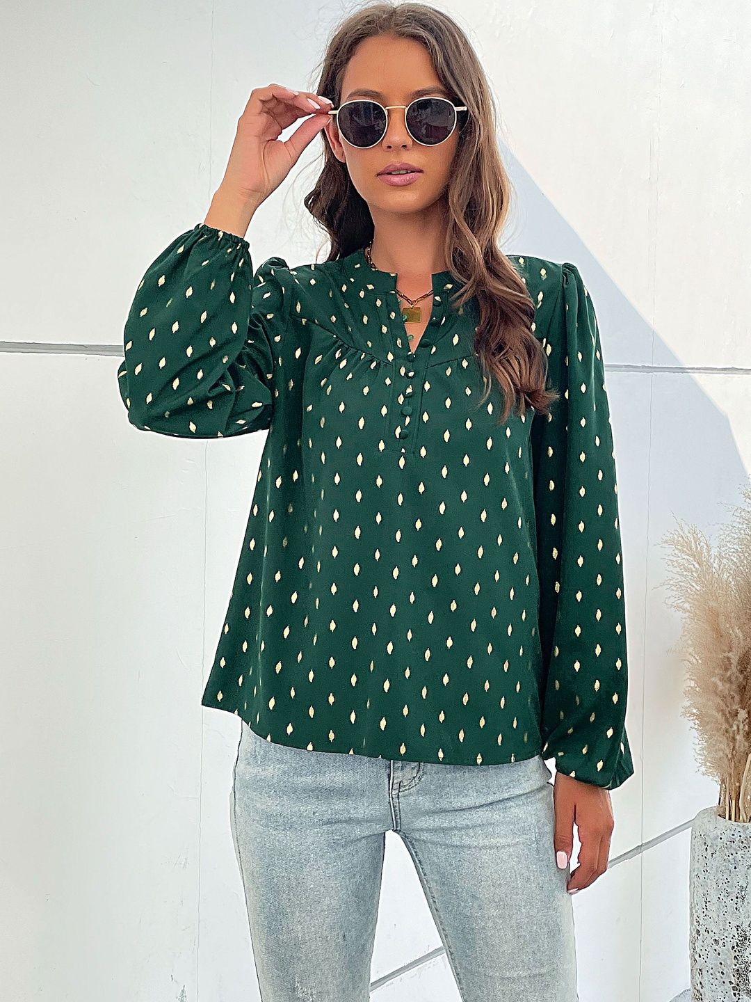 Women's Green Geometric Print Puff Sleeve Top