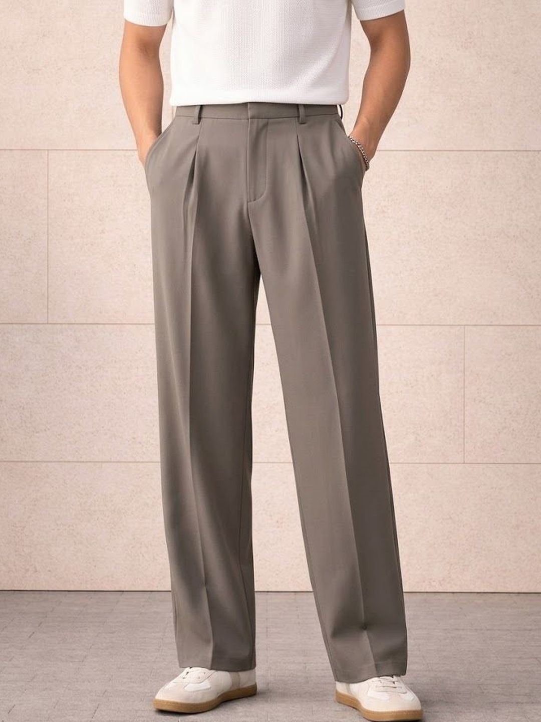 Men Pleated Trousers