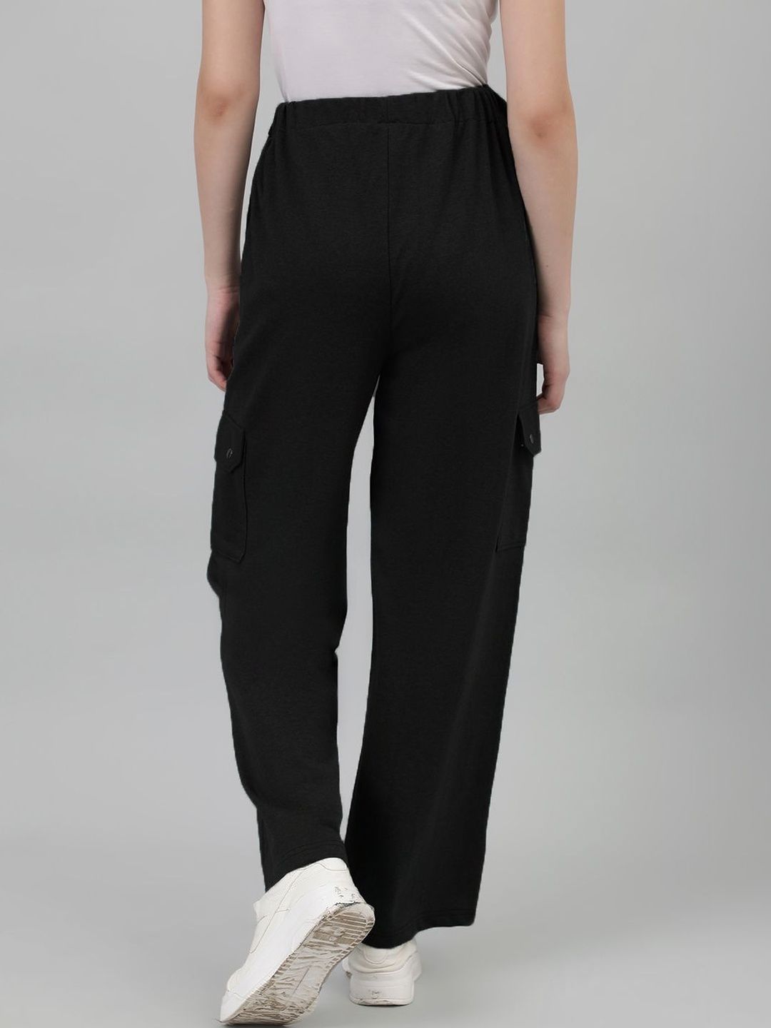 Women Mid-Rise Track Pants