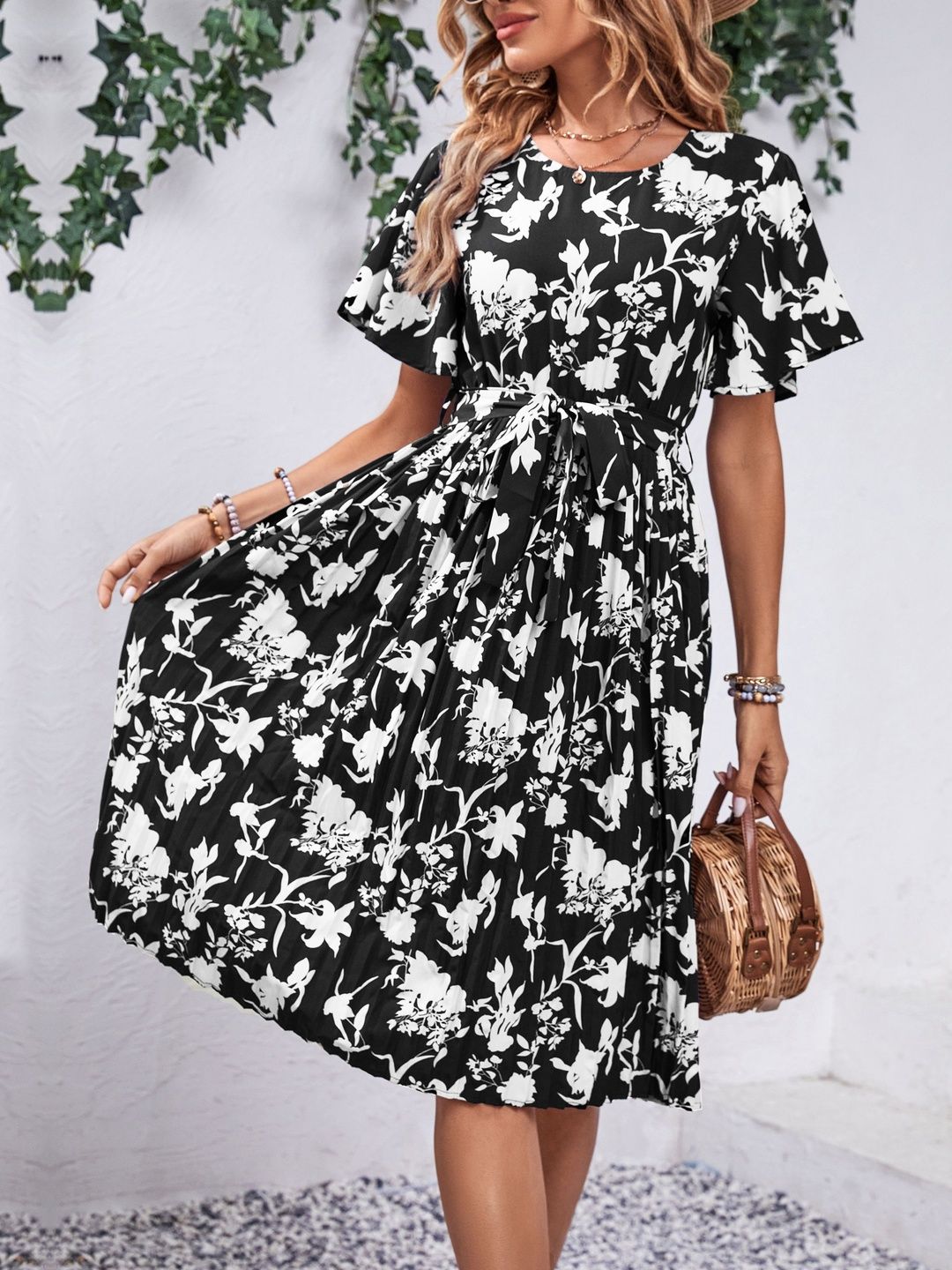 Floral Print Flared Sleeve Fit & Flare Midi Dress