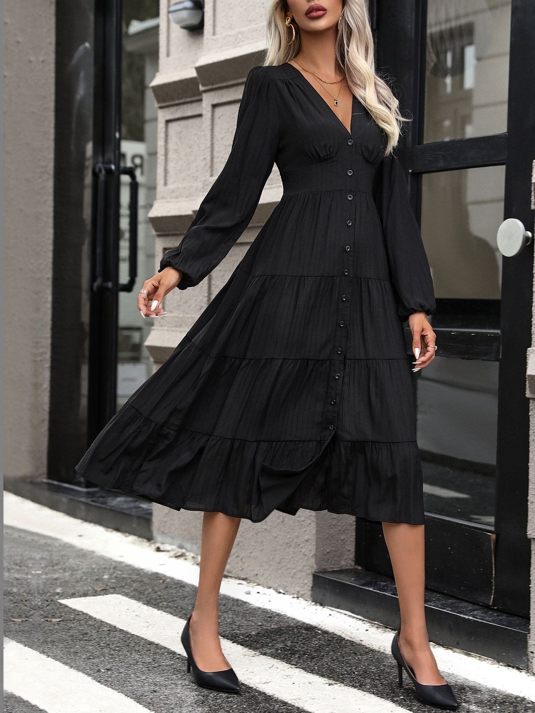 Women's Black Fit & Flare Midi Dress Blend Printed