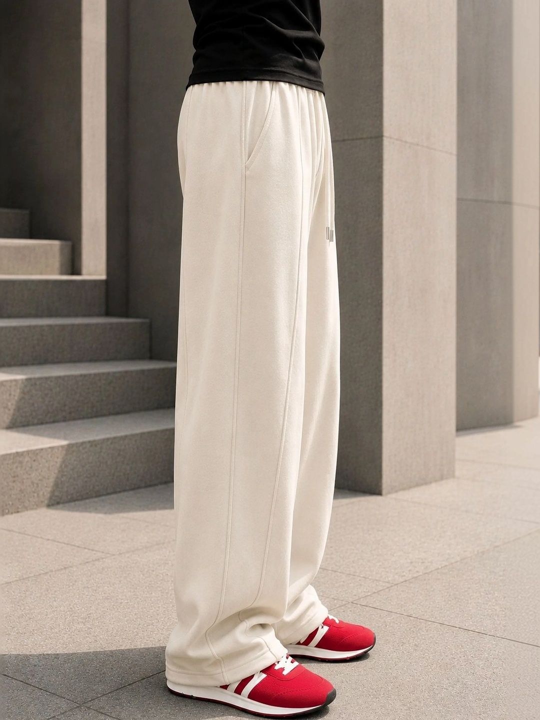 Men Relaxed Wrinkle Free Trousers