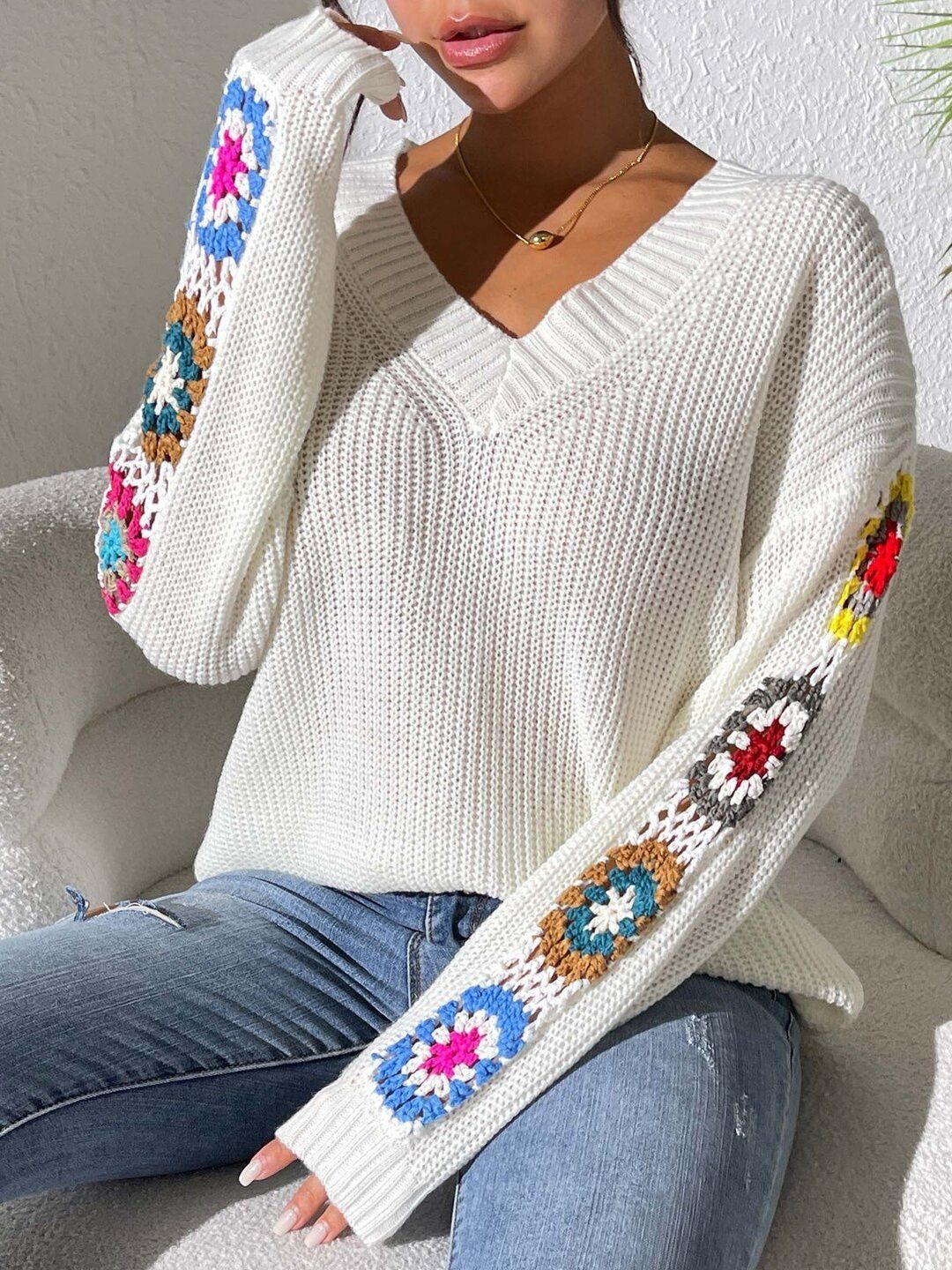 Women Colourblocked Ribbed Pullover