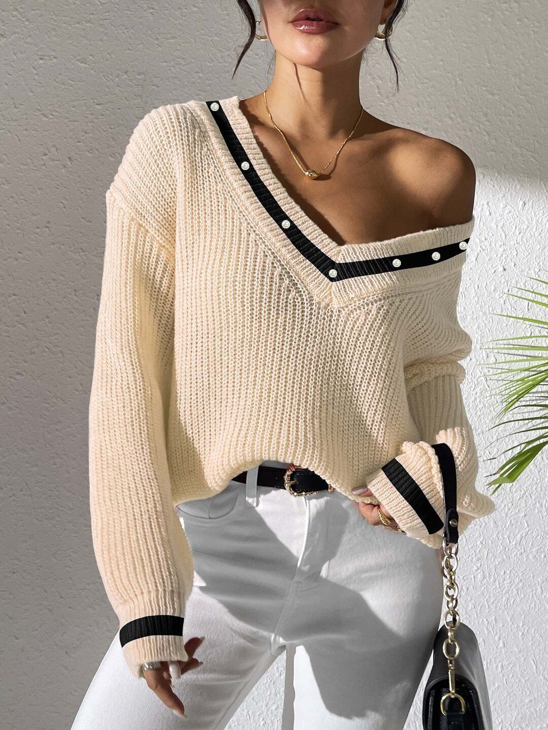 Women Colourblocked Ribbed Pullover