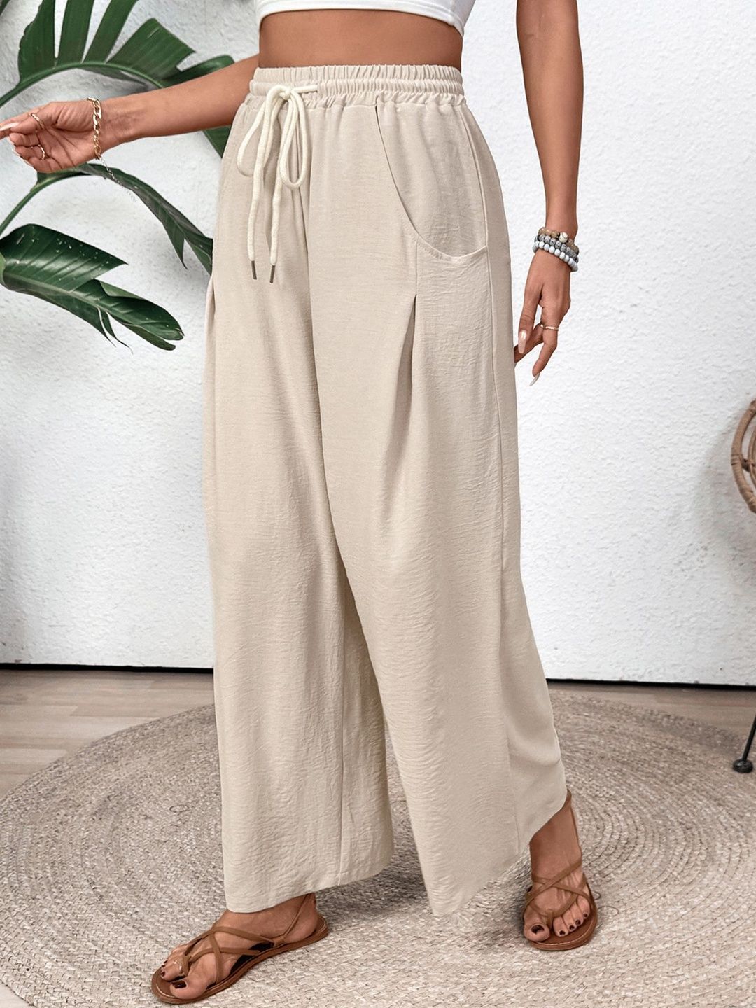 Women Loose Fit Non Iron Pleated Trousers