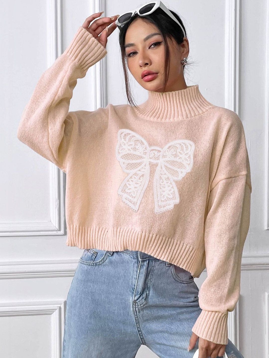 Printed Crop Pullover in Pink acrylic - Nowi Korean Fashion