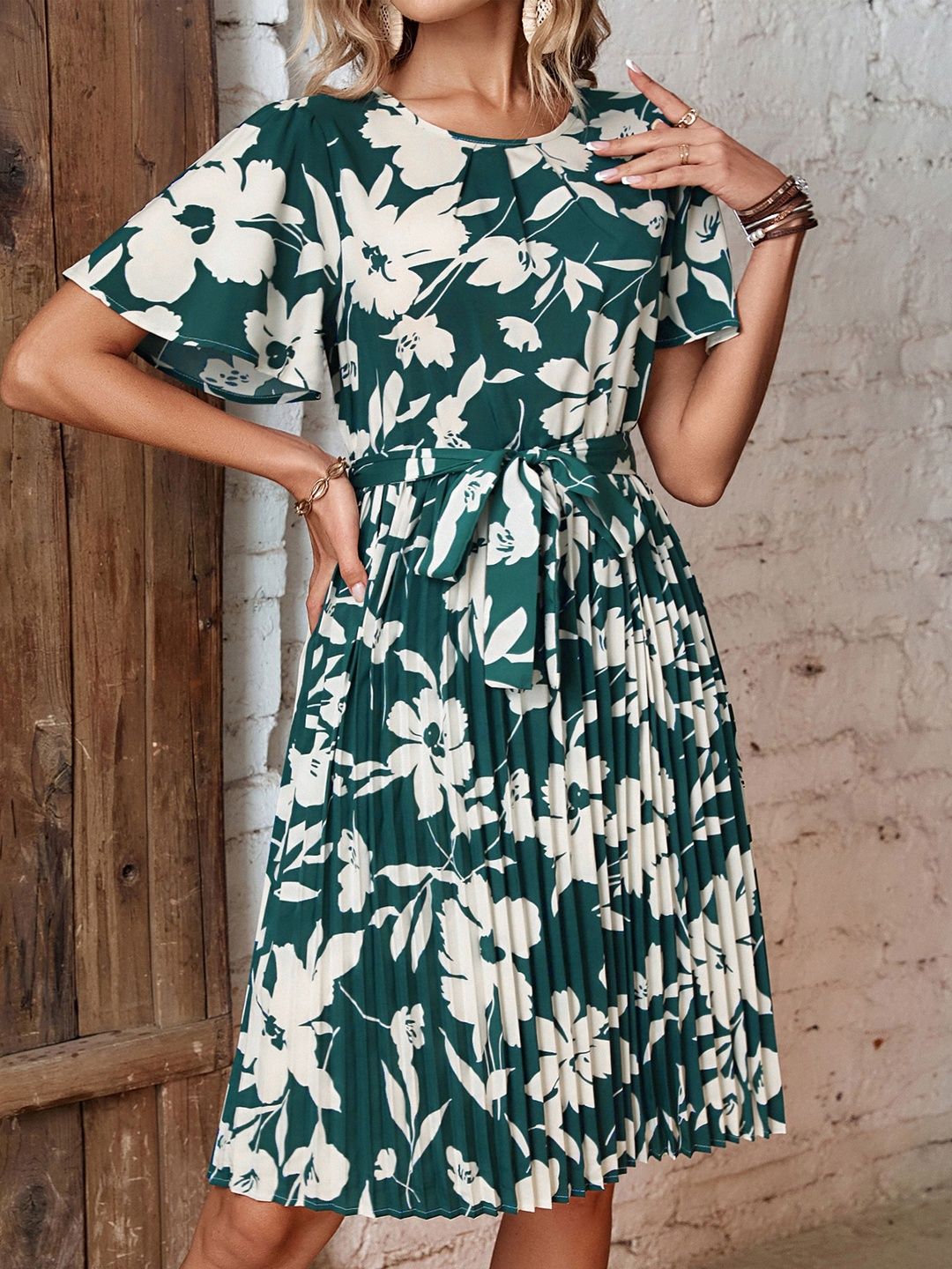 Floral Print Flared Sleeve Fit & Flare Dress