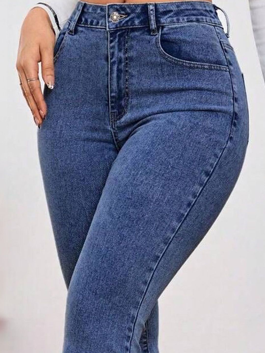 Women Bootcut High-Rise Light Fade Stretchable Jeans