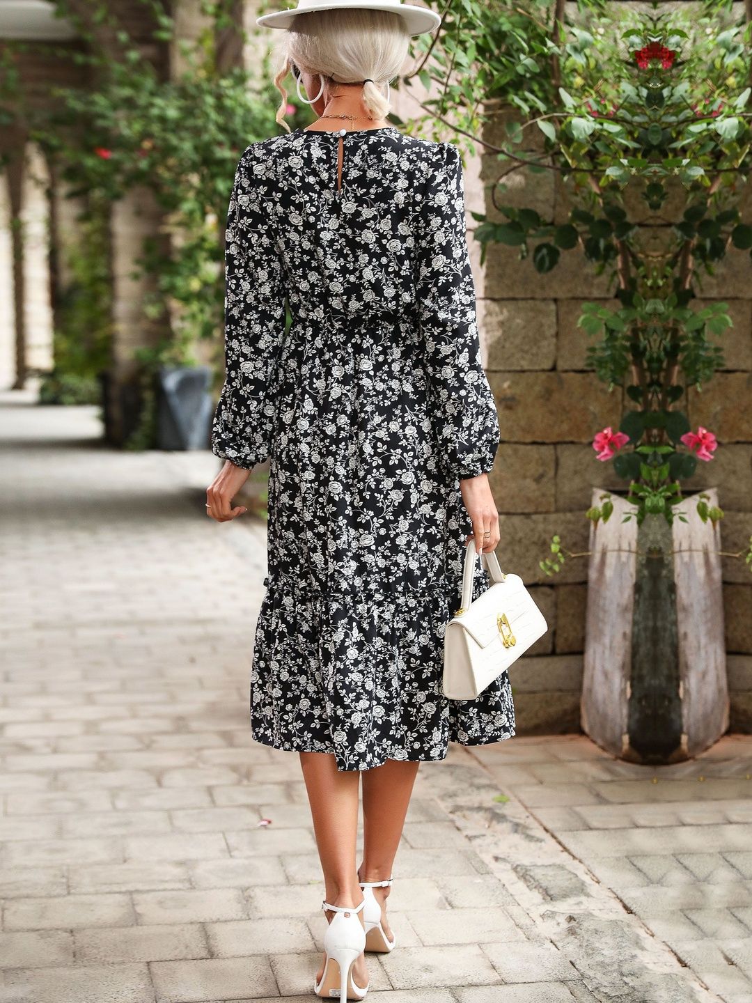 Women's Black Floral Print A-Line Midi Dress Blend