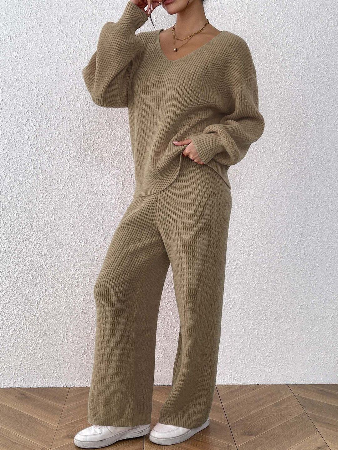 Brown Knitted Sweater with Trousers