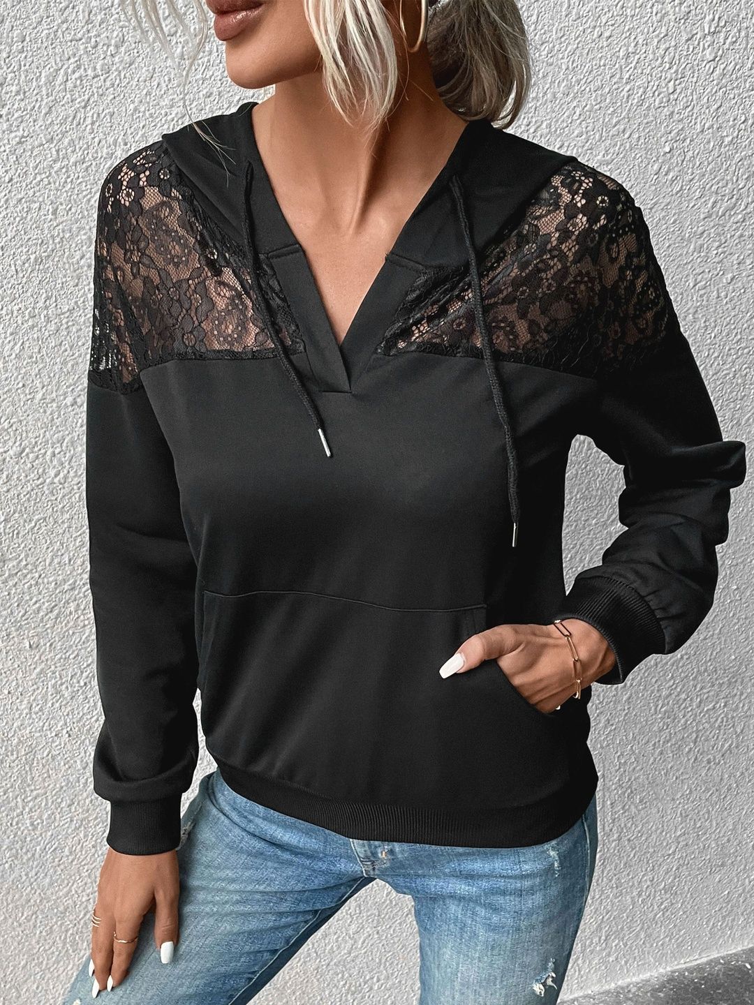 Women Colourblocked Hooded Sweatshirt