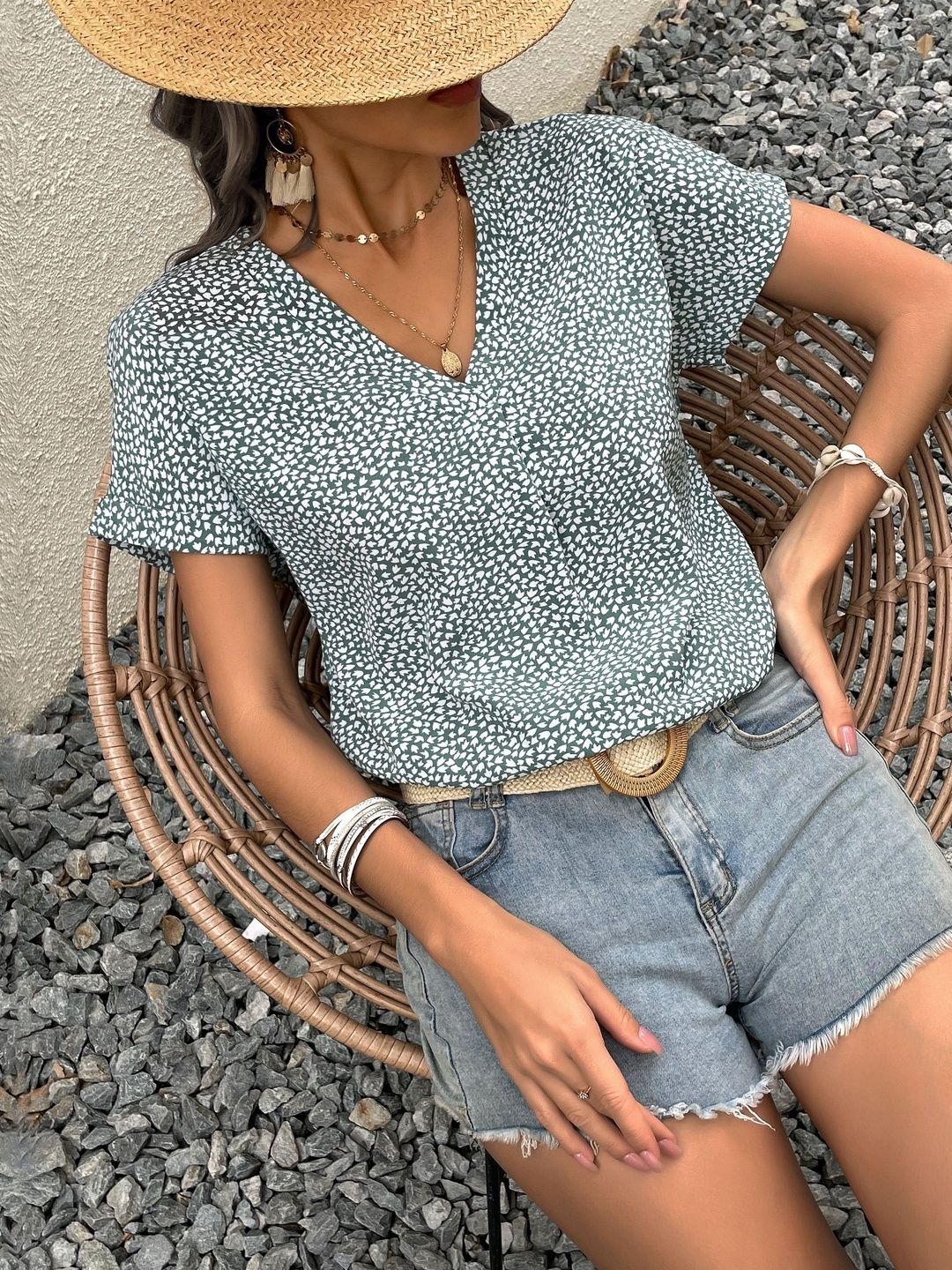 Floral Print Cotton Top in Green Short Sleeve - Nowi Korean Fashion
