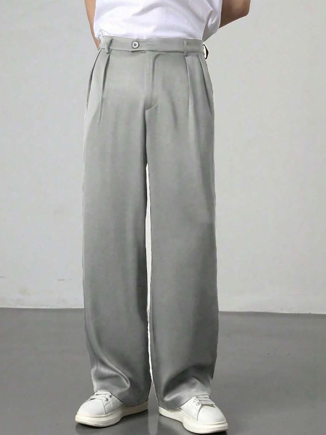 Men Pleated Trousers