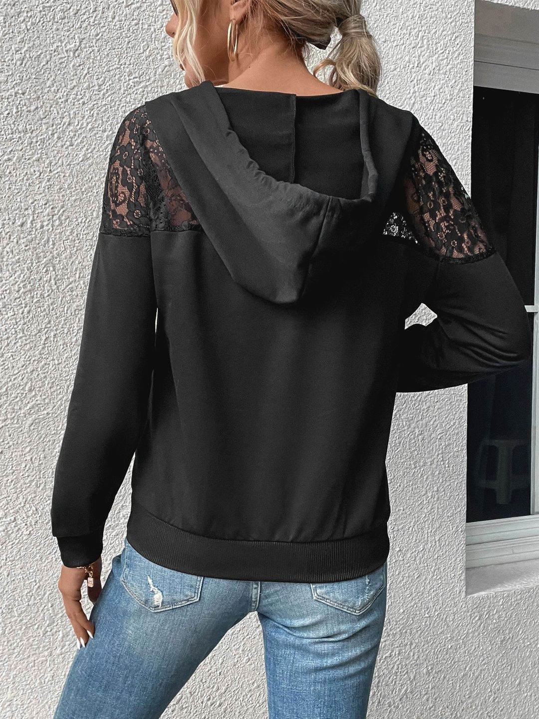 Women Colourblocked Hooded Sweatshirt