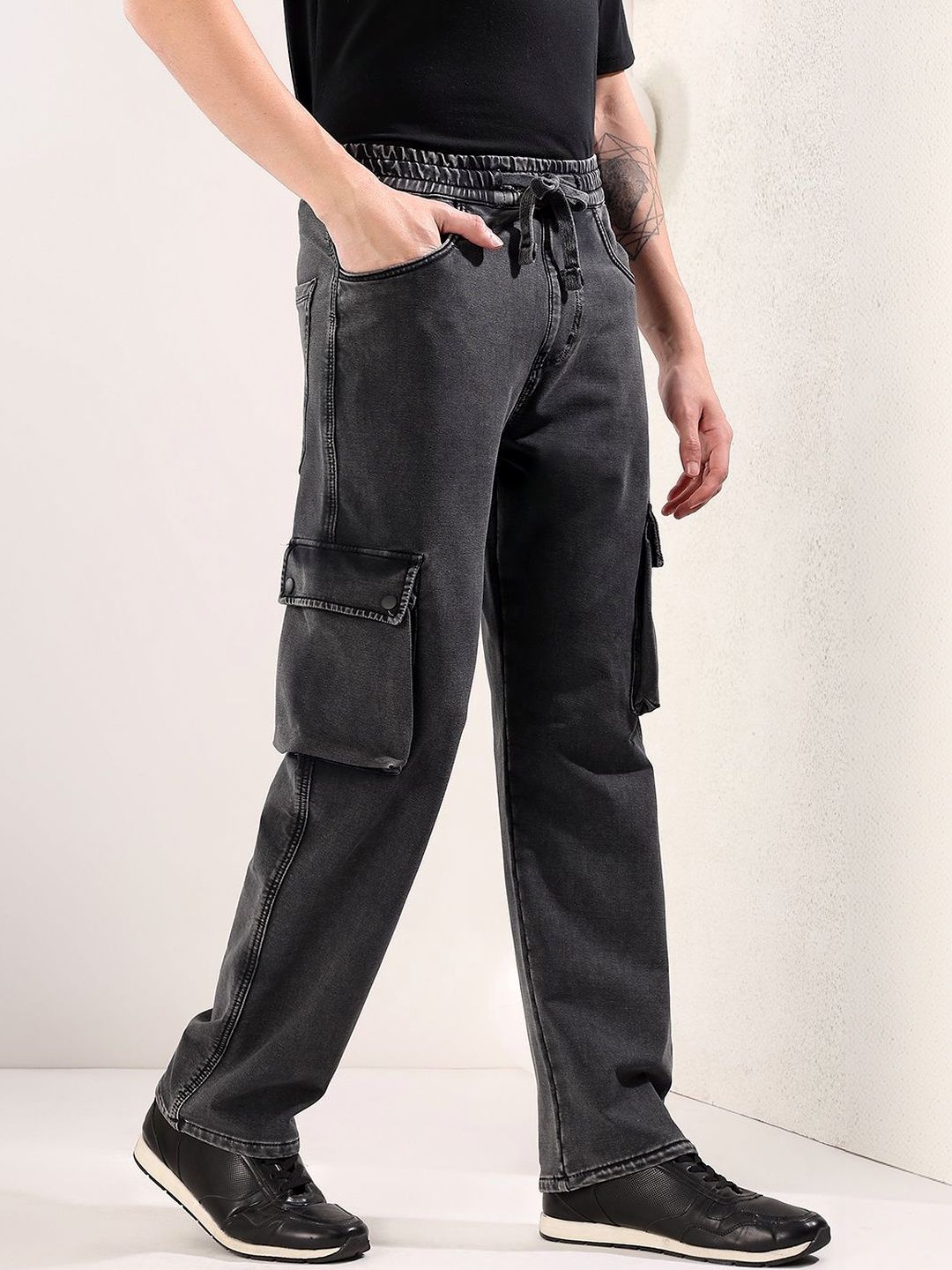 NOWI Men Jogger Mid-Rise Light Fade Stretchable Jeans