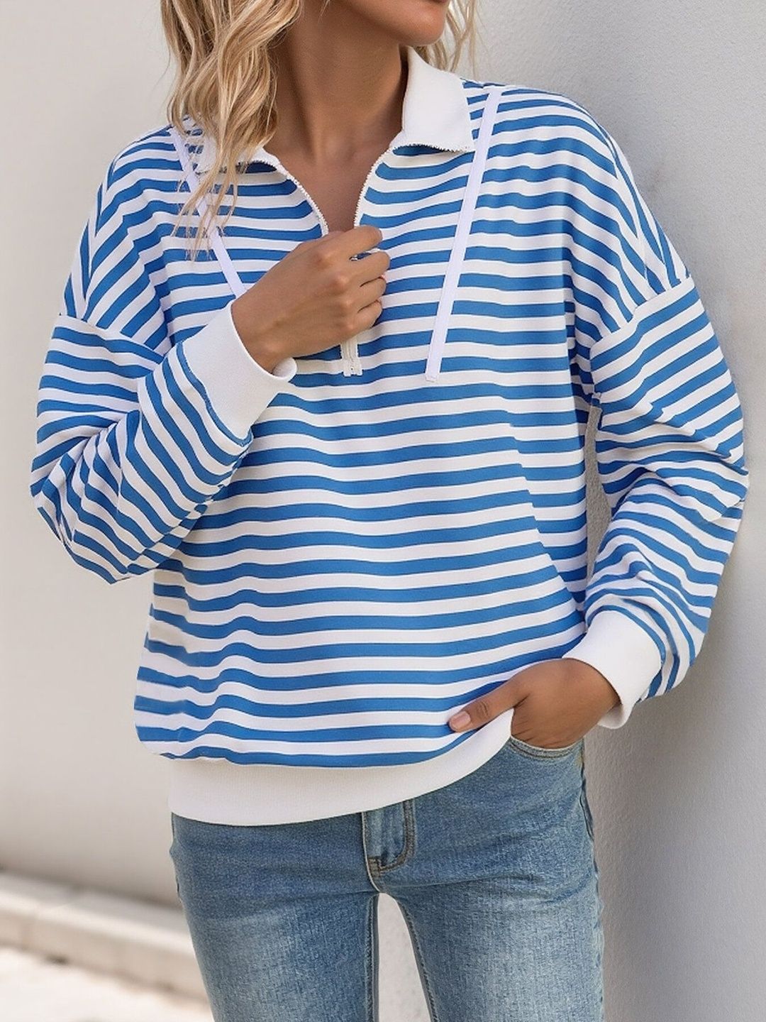 Striped Sweatshirt in Blue Cotton - Nowi Korean Fashion