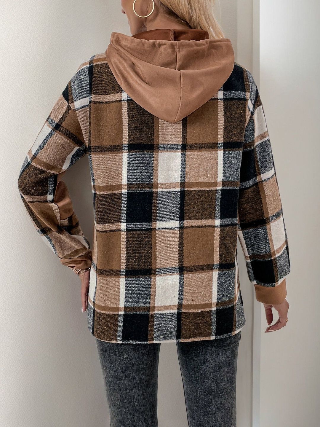 Women Colourblocked Hooded Sweatshirt