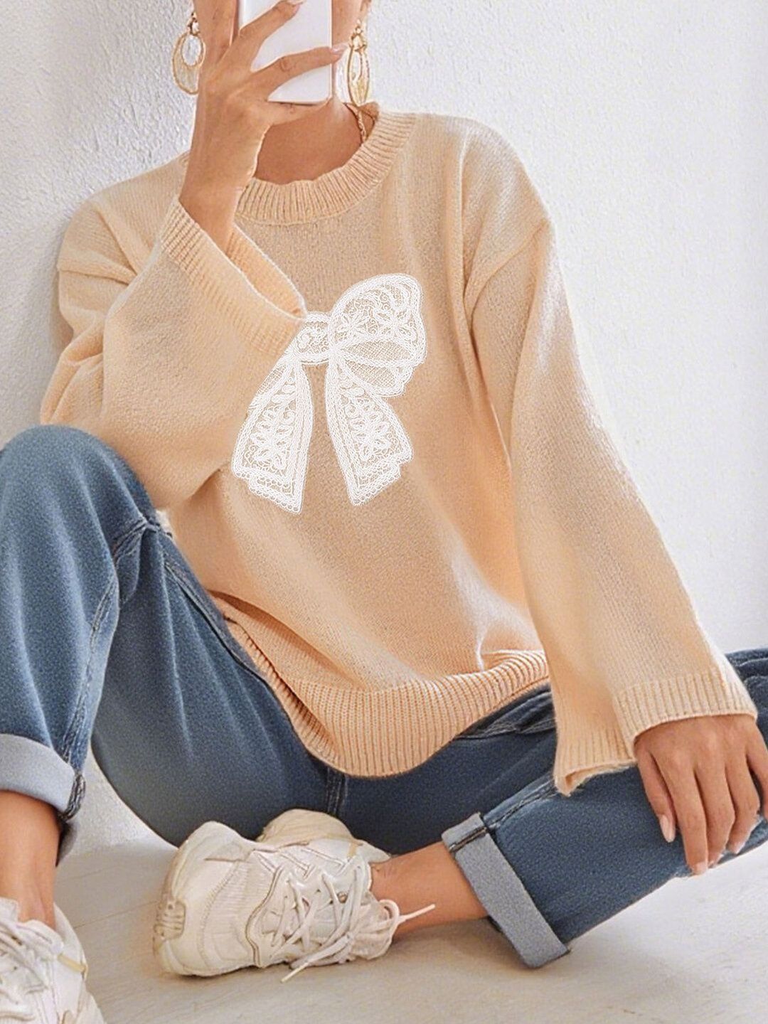Women Embroidered Pullover with Embroidered Detail