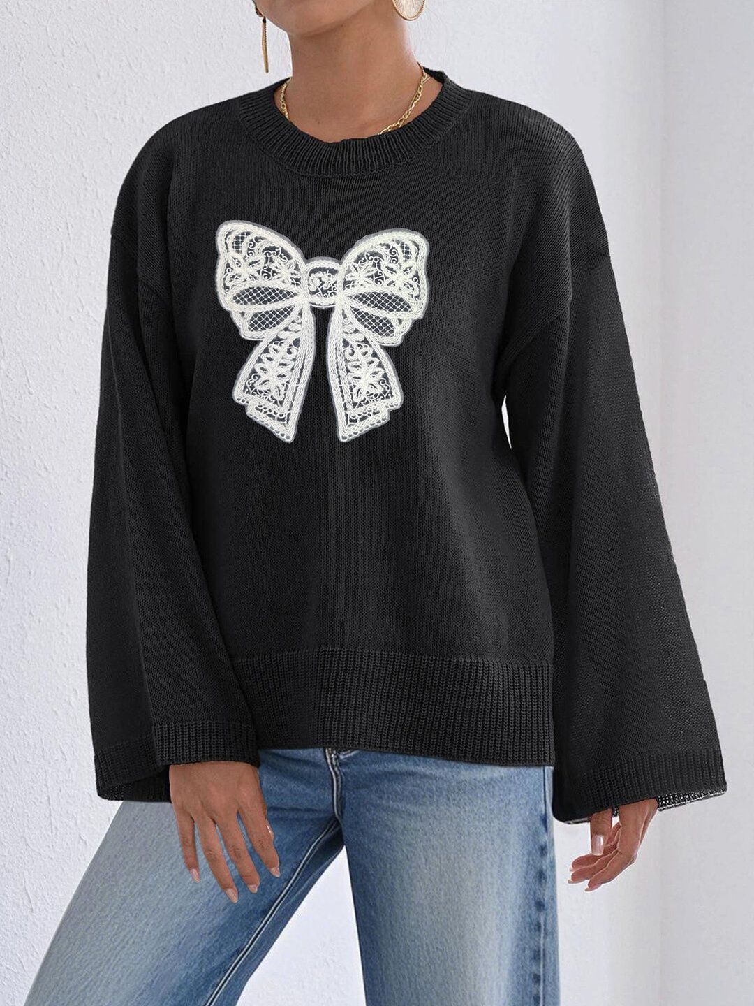 Women Pullover with Embroidered Detail
