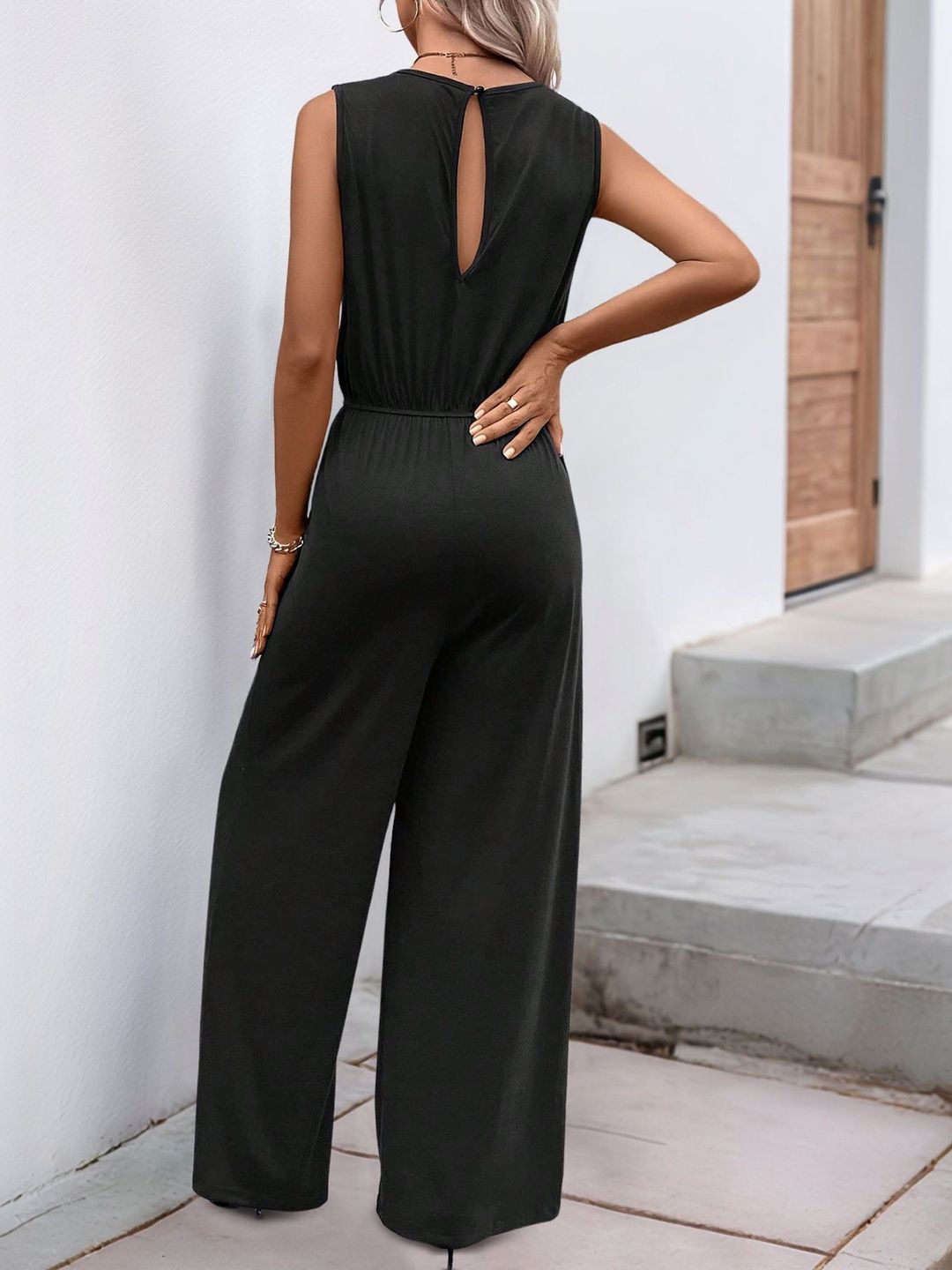 Basic Jumpsuit with Applique