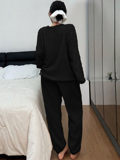 Round Neck Sweatshirt & Trousers Co-Ords