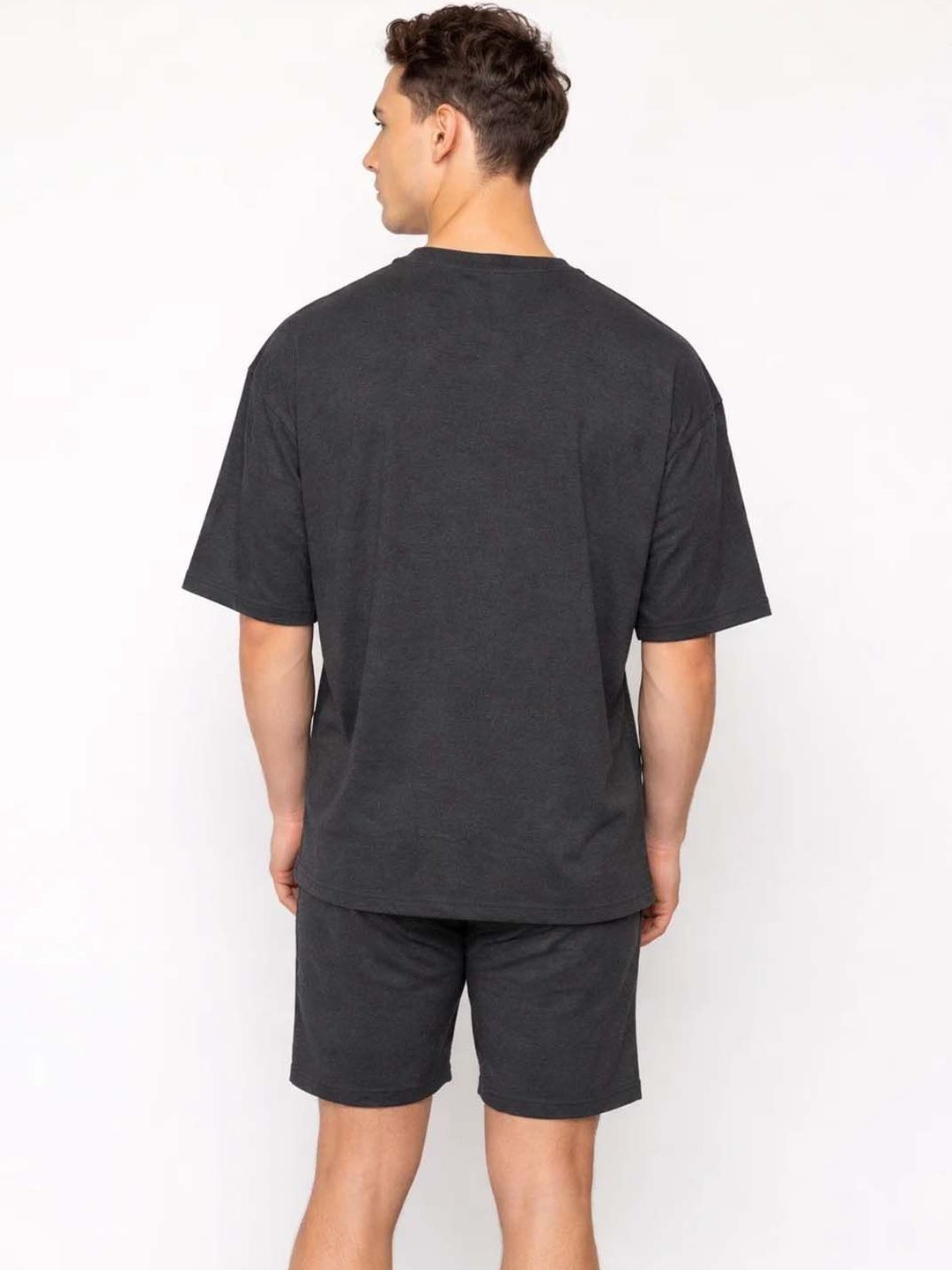 Round Neck Short Sleeves T-shirt with Shorts