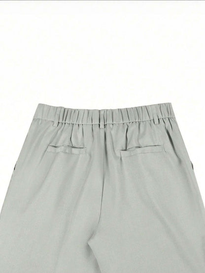 Men Straight Fit Wrinkle Free Pleated Trousers