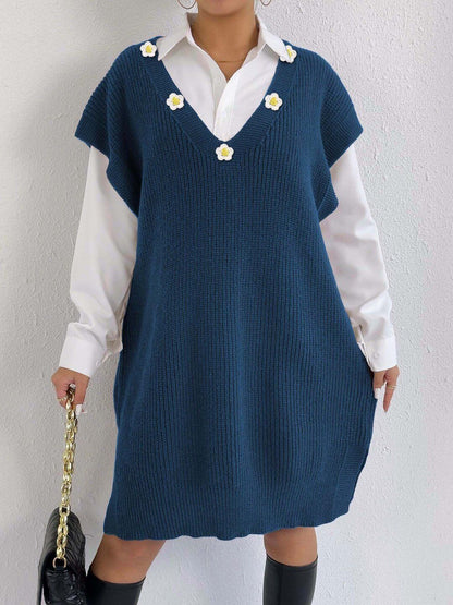 Women Ribbed Longline Sweater Vest with Applique Detail
