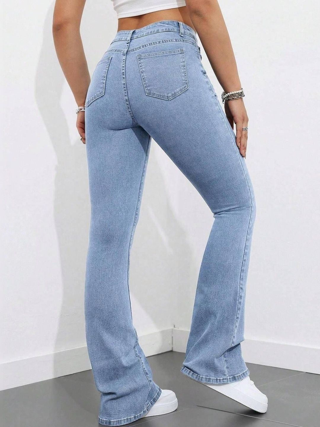 Women Bootcut High-Rise Light Fade Stretchable Jeans