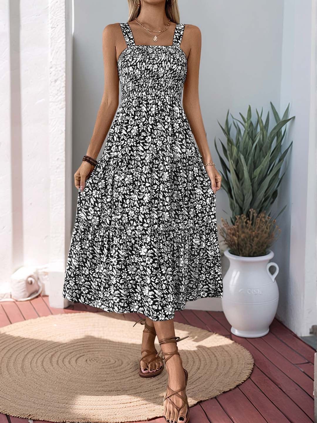 Floral Print A-Line Midi Dress in Black - Nowi Korean Fashion