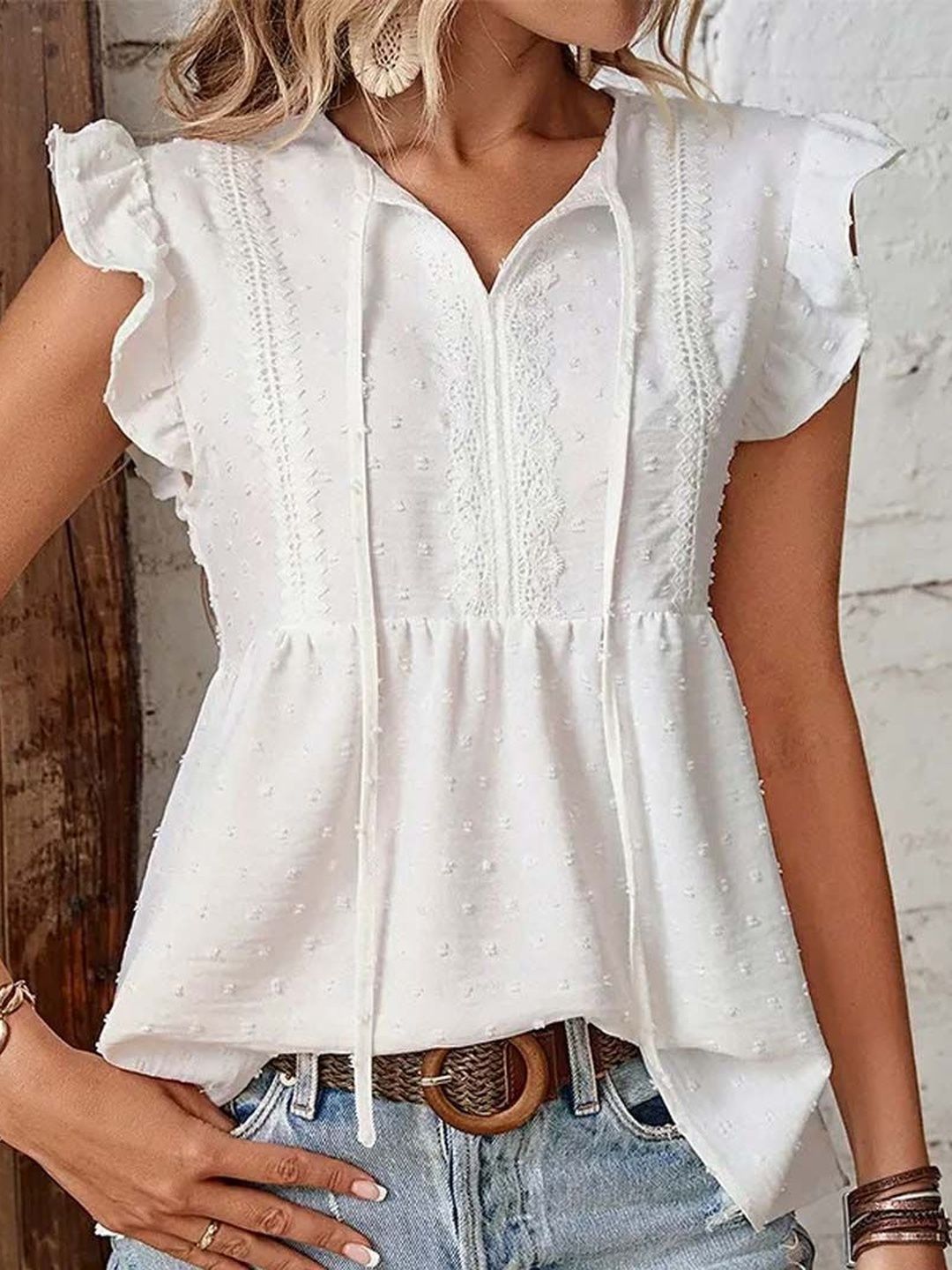 NOWI Flutter Sleeve Top