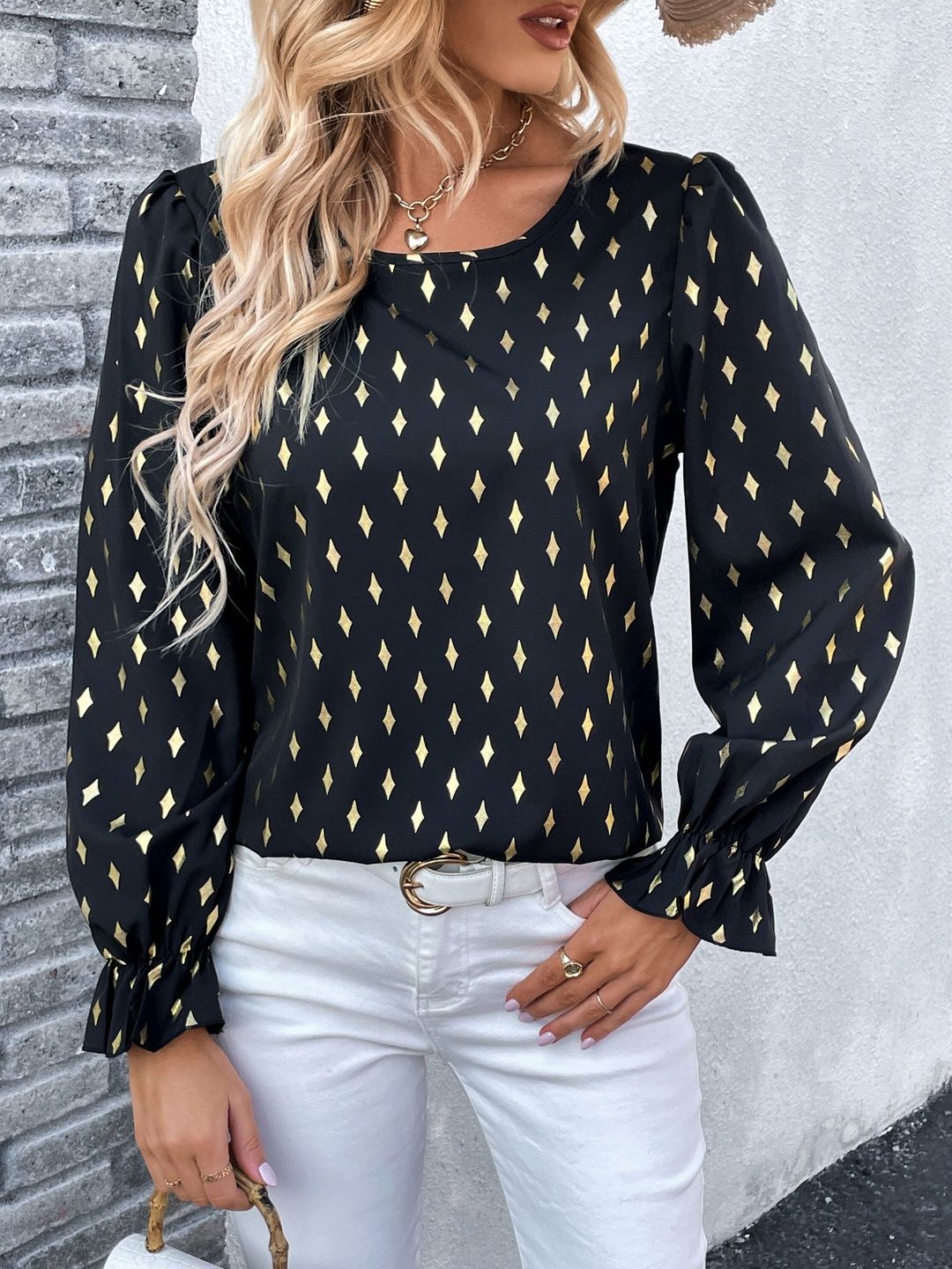 Women's Black Geometric Print Puff Sleeve Ruffles Top