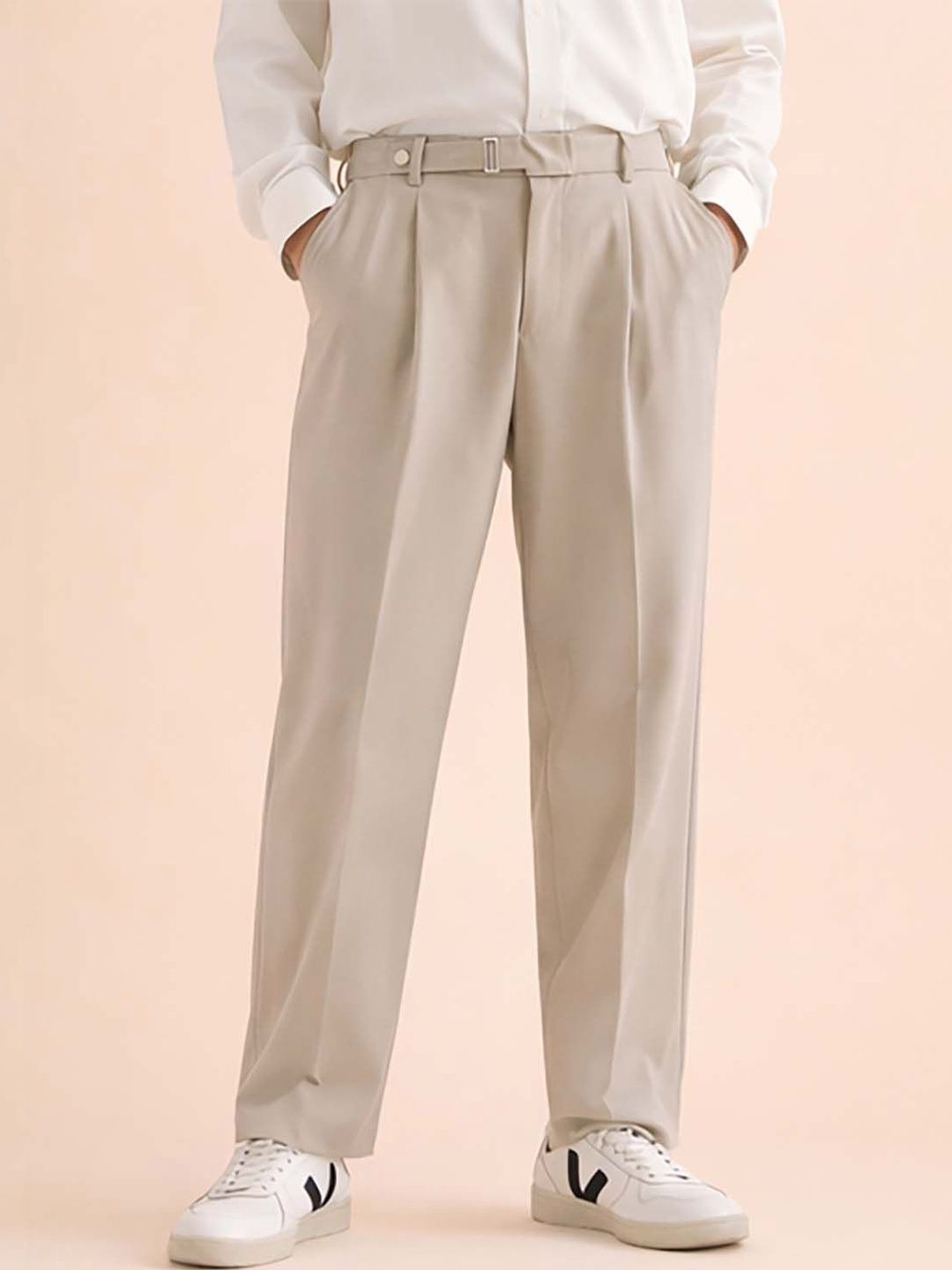 Men Straight Fit Wrinkle Free Pleated Trousers