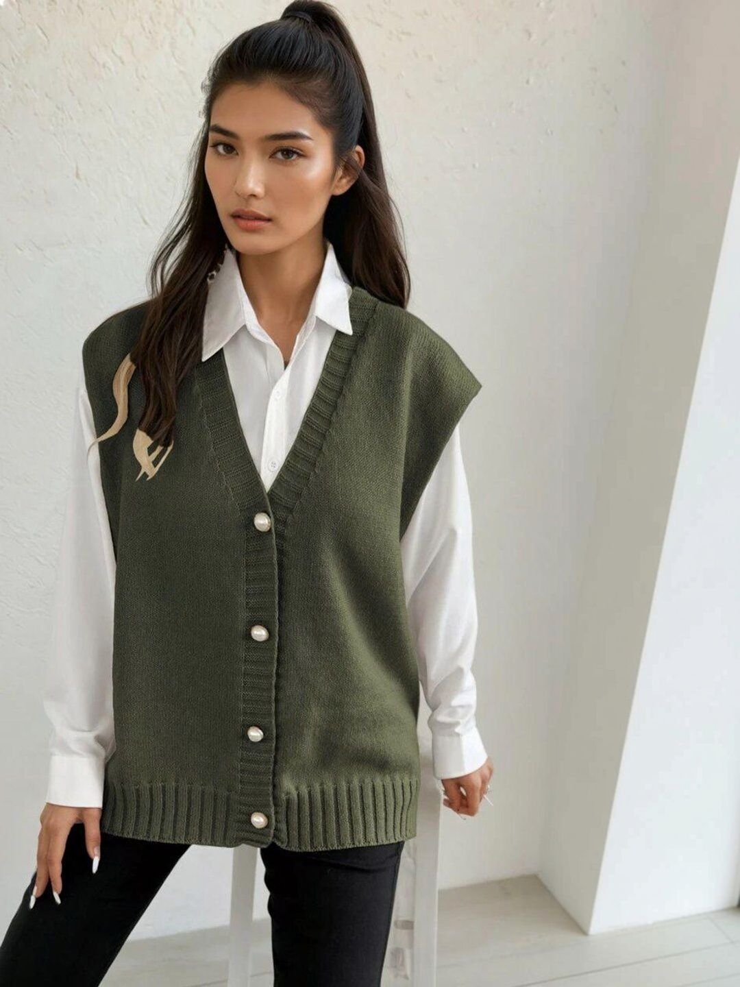 Sweater Vest in Green acrylic - Nowi Korean Fashion
