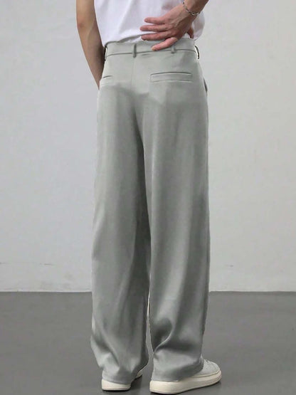 Men Pleated Trousers