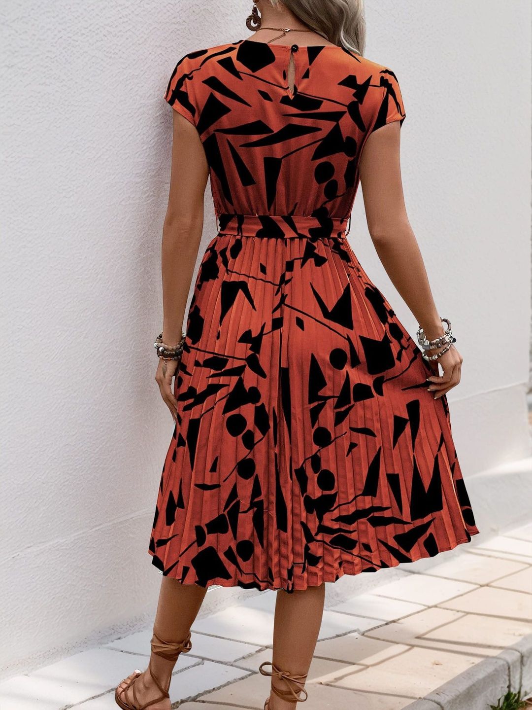 NOWI Printed Fit & Flare Midi Dress