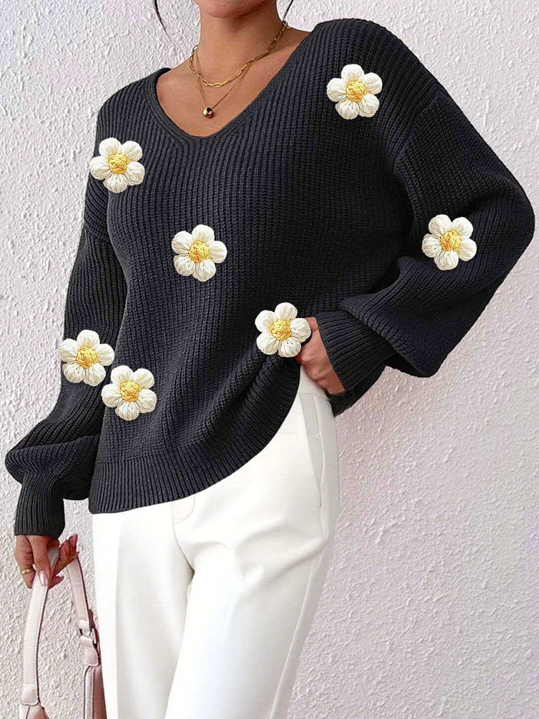Women Embroidered Ribbed Pullover with Embroidered Detail