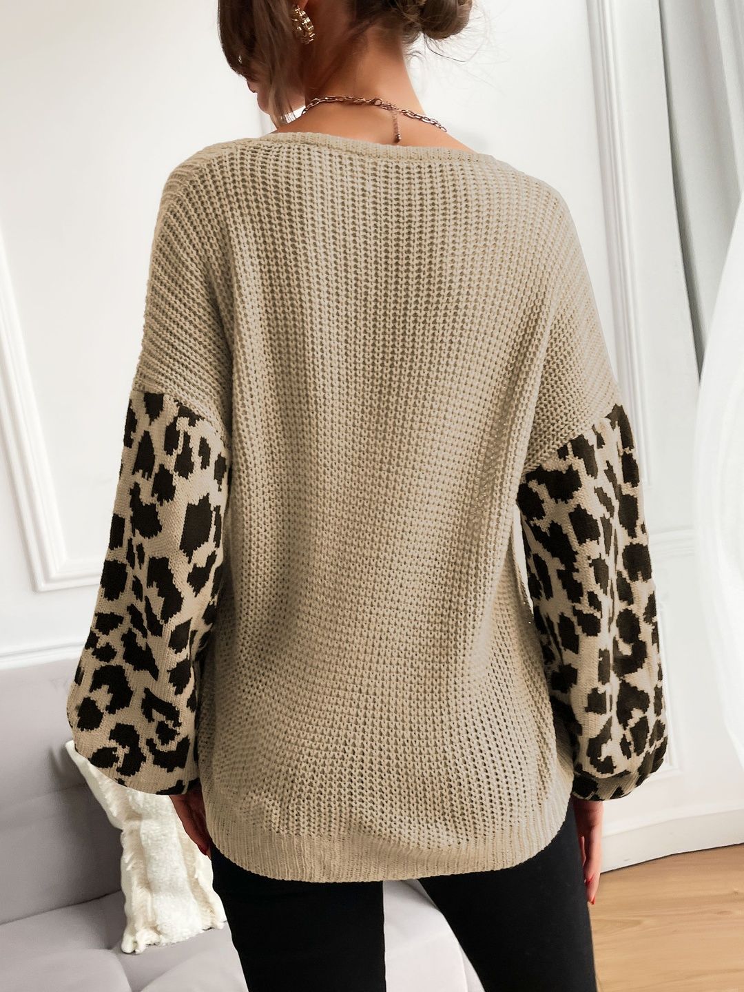Women's Beige Animal Printed Pullover Blend Regular Fit