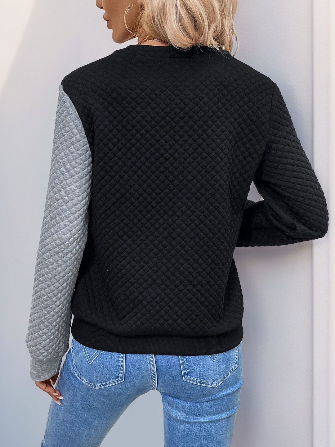 Women Colourblocked Sweatshirt