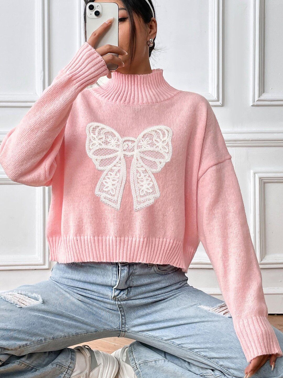Women Embroidered Crop Pullover with Embroidered Detail