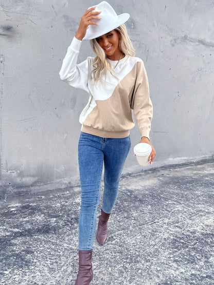 Colourblocked Pullover in White Style 464 - Nowi Korean Fashion