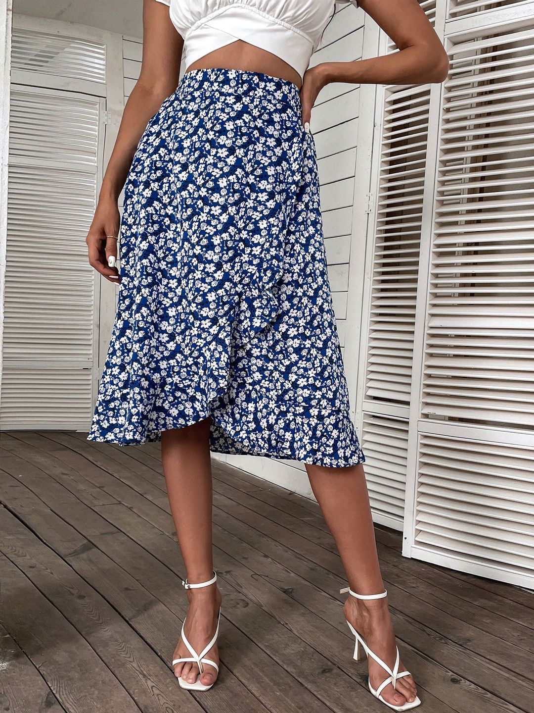 Printed Flared Mid Rise Midi Skirts