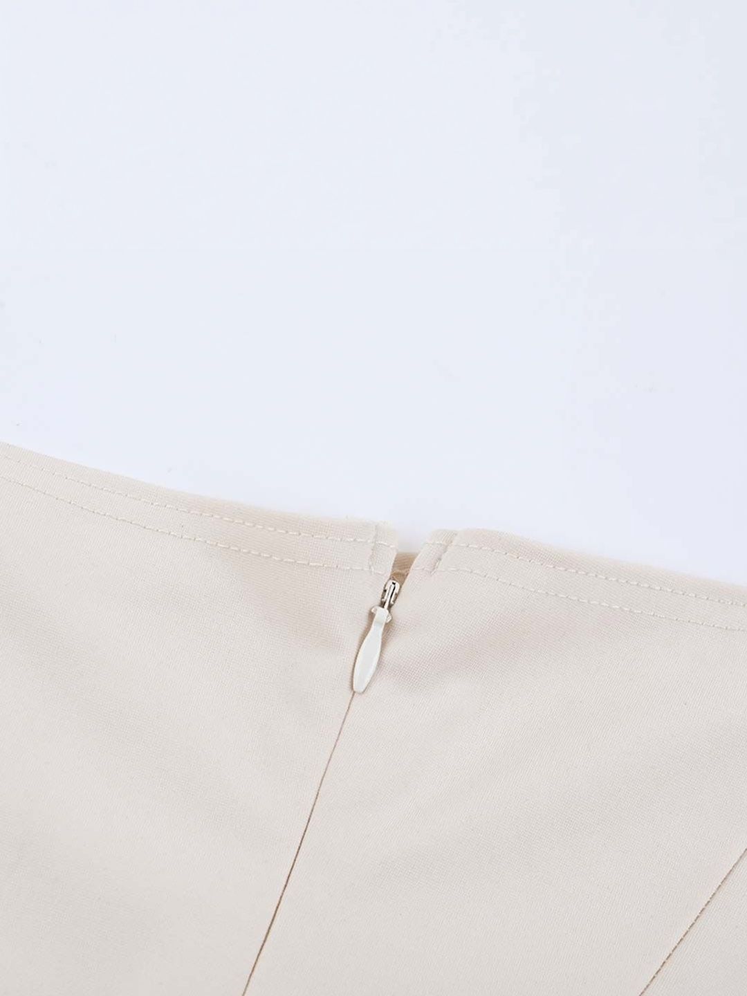 NOWI Sweetheart Neck Cotton Crop Top