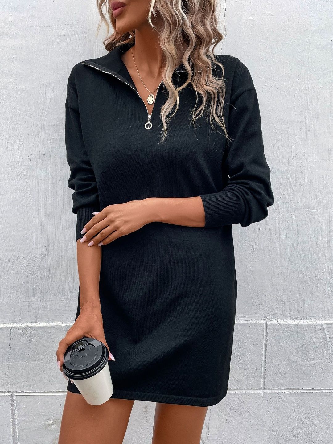 Pullover in Black Style 700 - Nowi Korean Fashion
